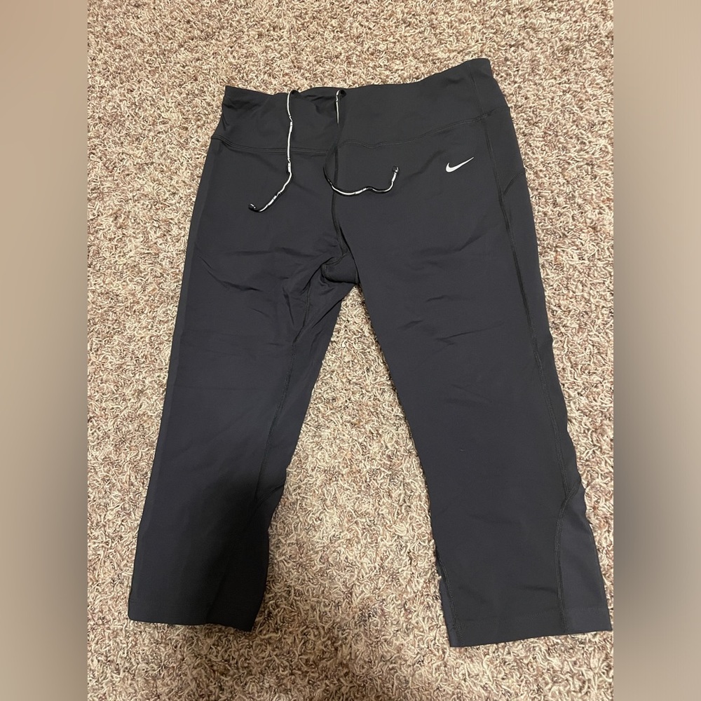 Nike Dri-Fit capri with zip back pocket